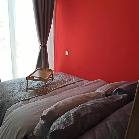 Apartamento House On The