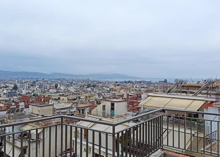 House On The * 파트라